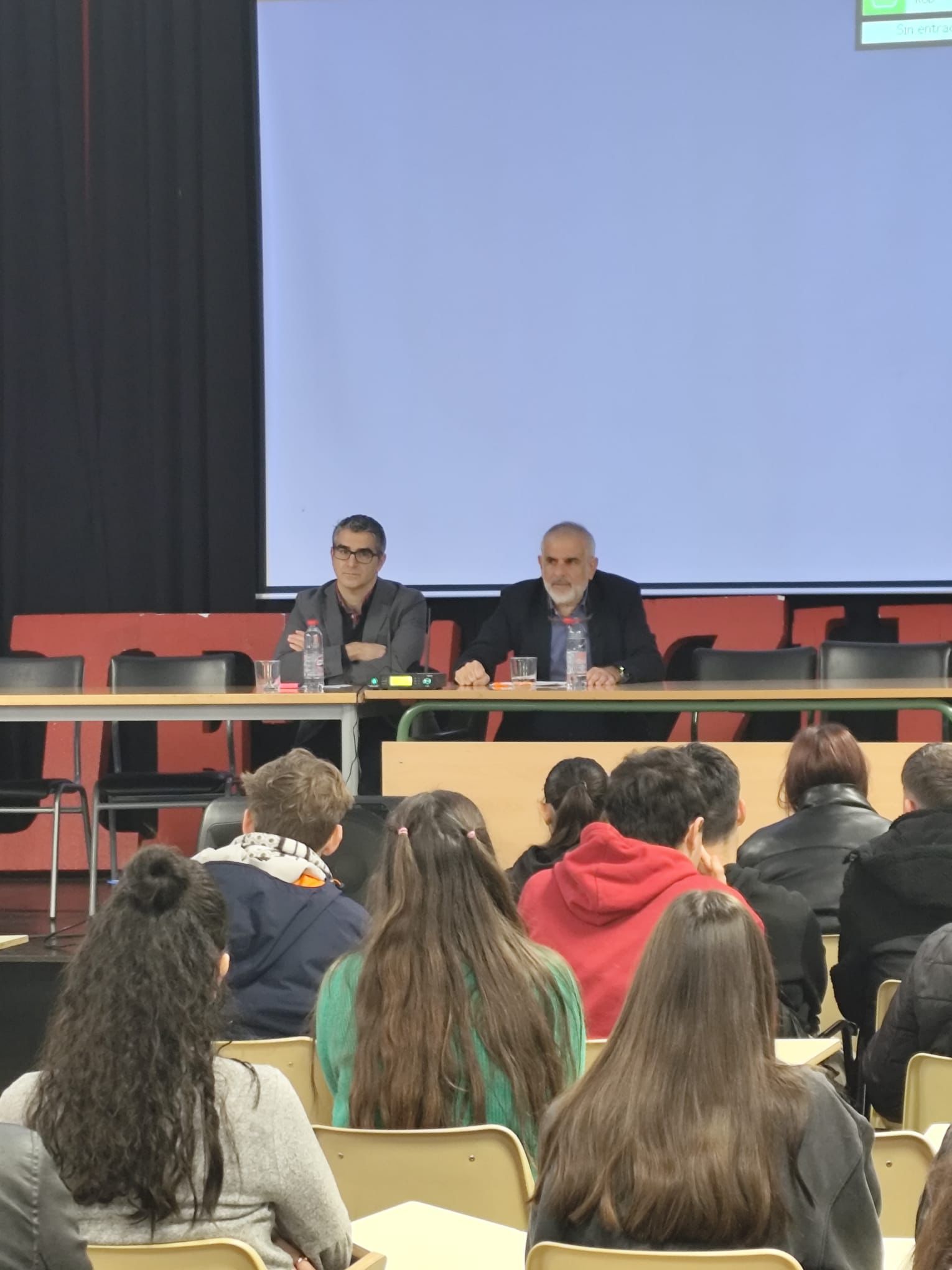 WhatsApp Image 2025-12-12 at 21.03.47 (2)