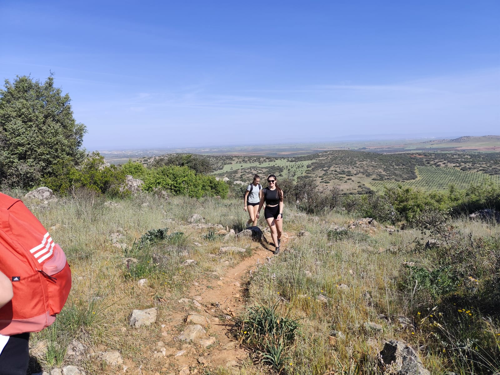 WhatsApp Image 2026-04-22 at 09.46.50 (2)